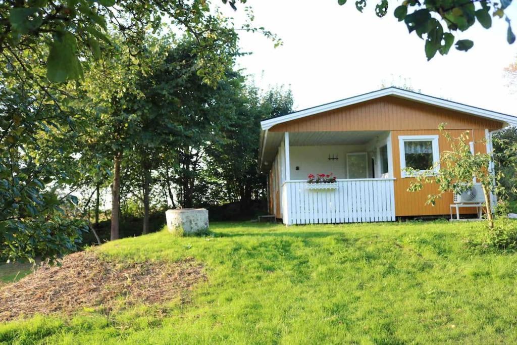Aengelsbaecksstugan Båstad Exterior photo